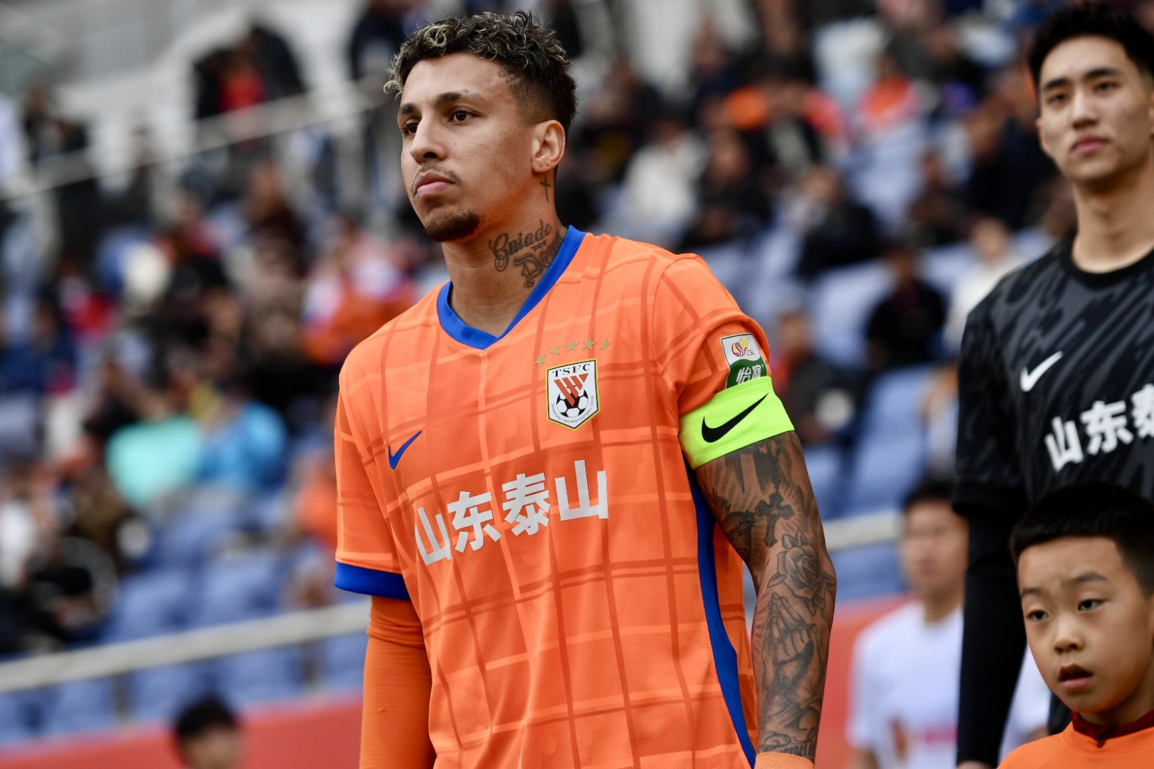 中超清晨走向成谜,皇家马德里防线松动,目标明确,团队化学反应显著 中超清晨走向成谜,皇家马德里防线松动,目标明确,团队化学反应显著